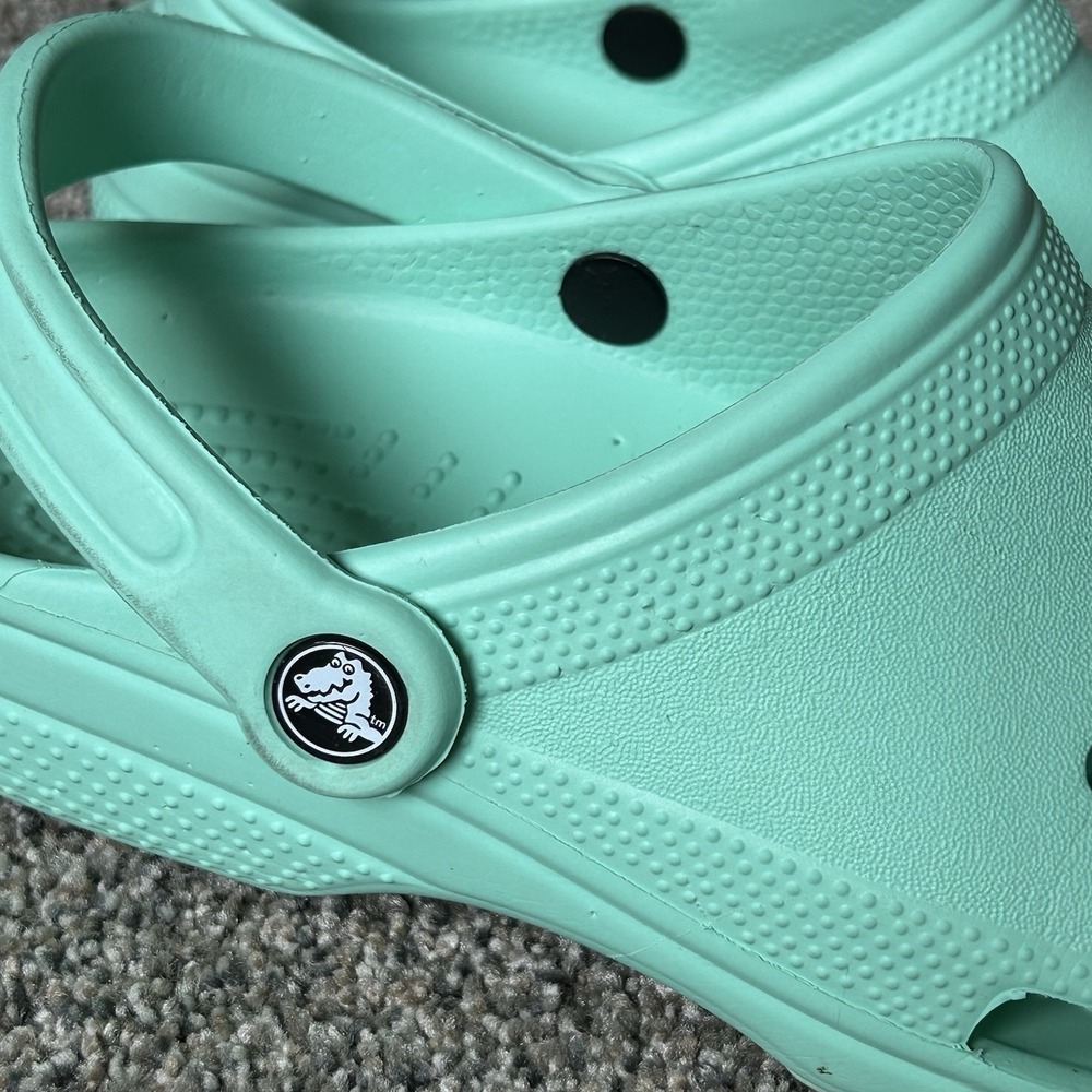 Crocs Adult Classic Clog Slip-On Shoes Size US Women 9/Men 7 Mint Green Aqua $55 - Picture 7 of 9